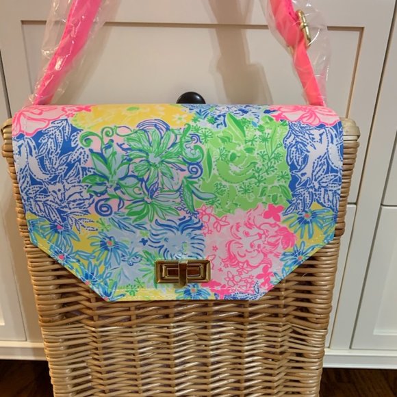 Lilly Pulitzer Wicker Wine Basket - Picture 3 of 6